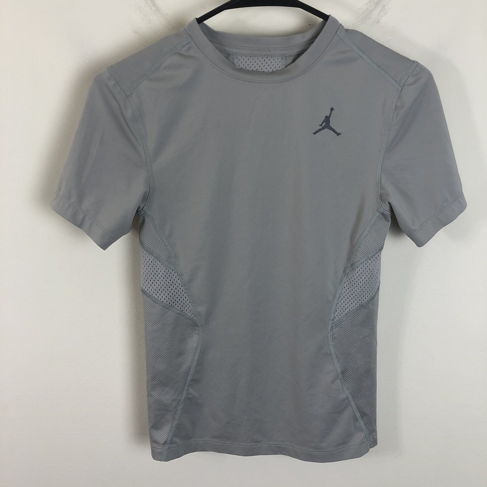 Nike Air Jordan Training Dri-Fit Compression Short Sleeve Shirt Men's Sz XS Gray